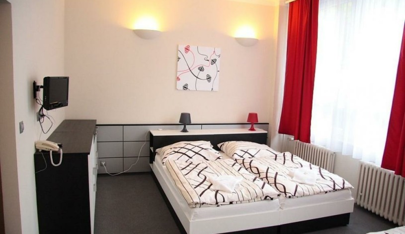 Hotel Vltava Český Krumlov - Dvoulůžkový, Jednolůžkový, Čtyřlůžkový